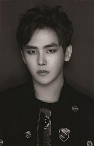 HOYA