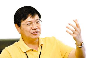 珠江啤酒董事長方貴權