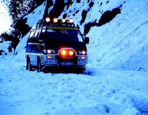 冰雪路面駕駛