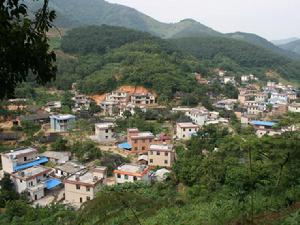 新寨村[雲南紅河州瀘西縣中樞鎮下轄村]