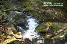 森林 瀑布 風景 山水 溪水 小河 山峰 雪景