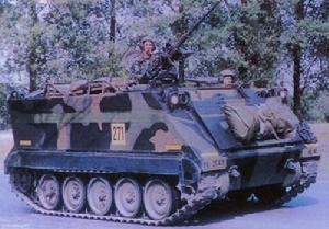 美國M113履帶式裝甲人員輸送車車族