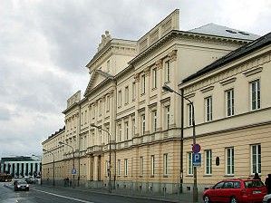 華沙澤爾維羅維奇戲劇學院