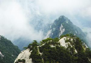 薄刀峰景區