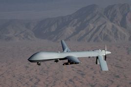 MQ-1 捕食者偵察機 MQ-1 捕食者偵察機