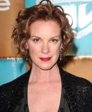 Elizabeth Perkins