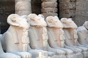 埃及卡納克神廟柱廳